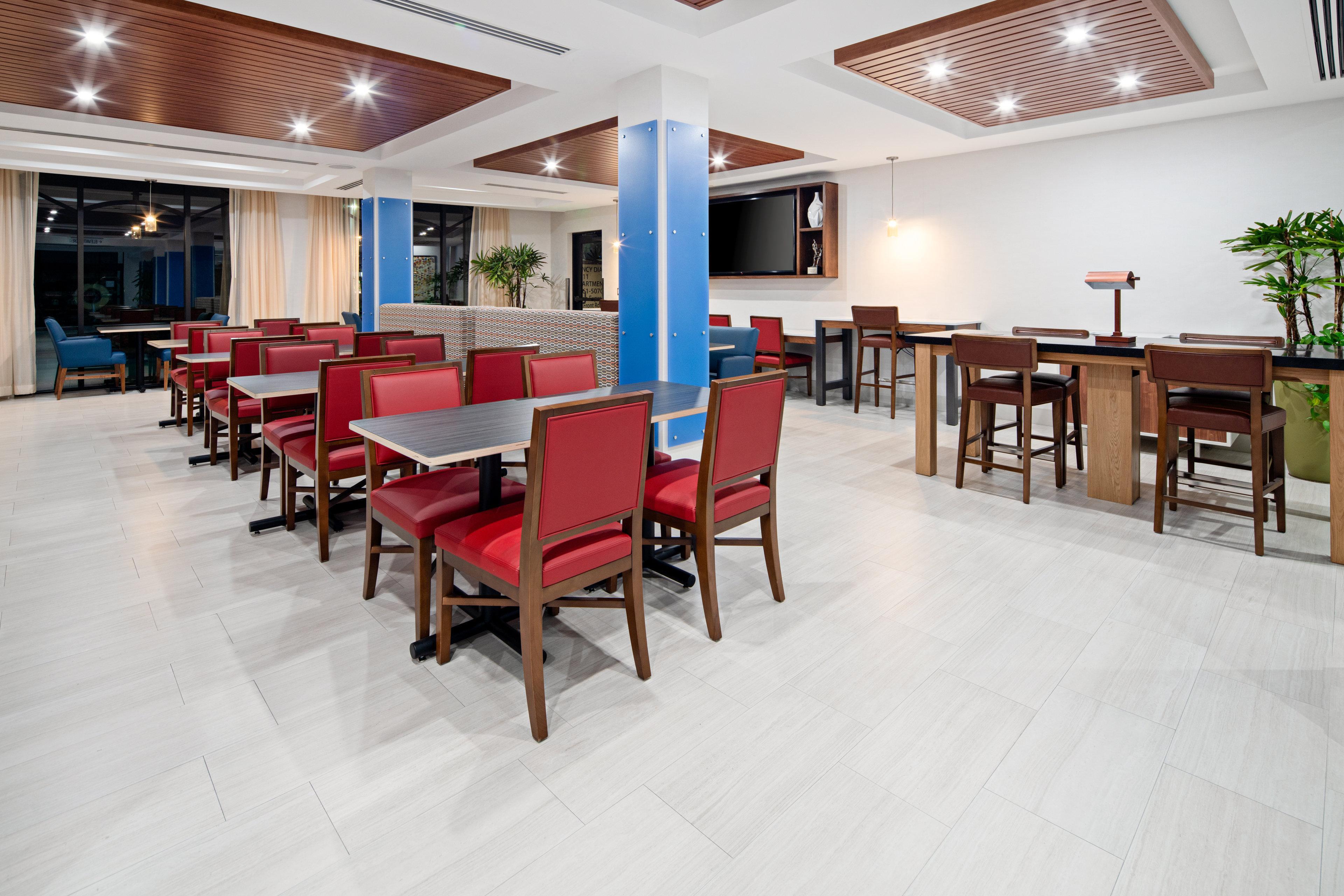Holiday Inn Express Hotel & Suites Atascadero By Ihg מראה חיצוני תמונה