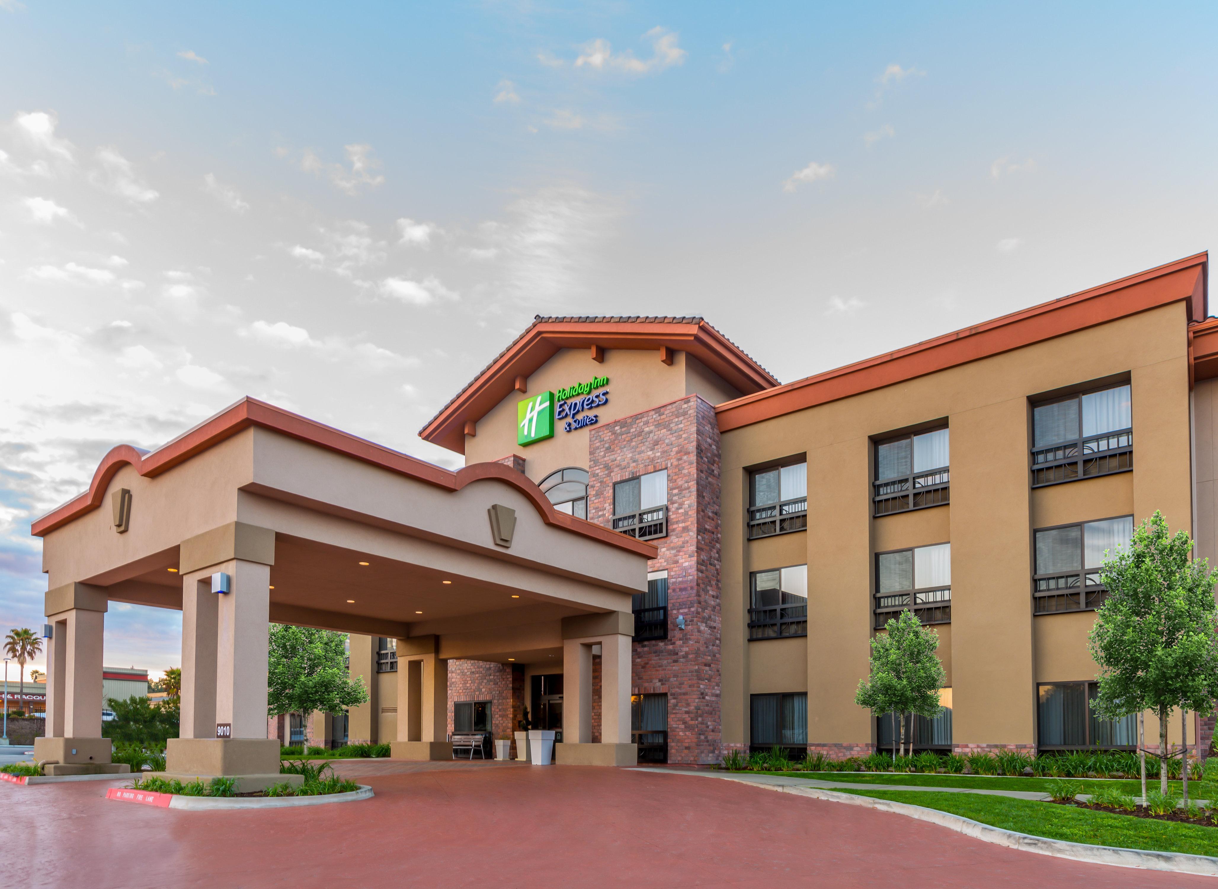 Holiday Inn Express Hotel & Suites Atascadero By Ihg מראה חיצוני תמונה