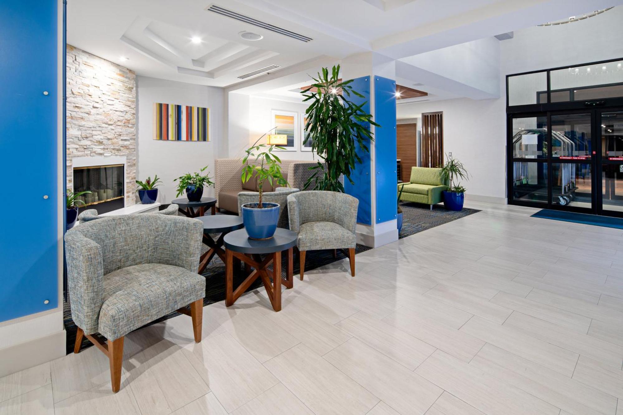 Holiday Inn Express Hotel & Suites Atascadero By Ihg מראה חיצוני תמונה